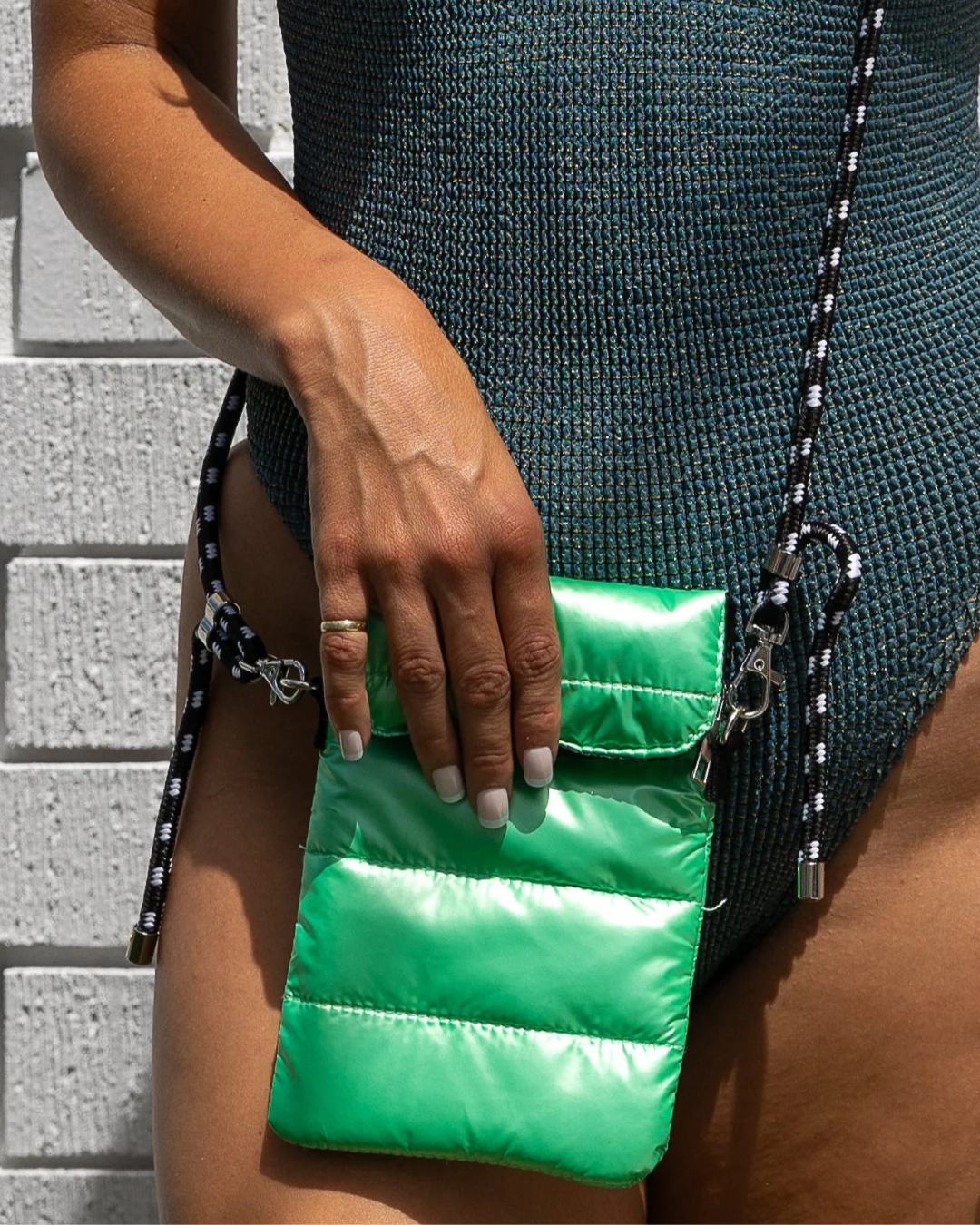 Amour Cross Body Bag - Green